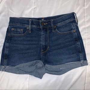 hollister high waisted jean shorts